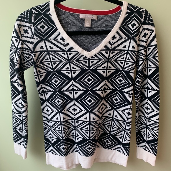 Banana Republic Sweater - Picture 1 of 3